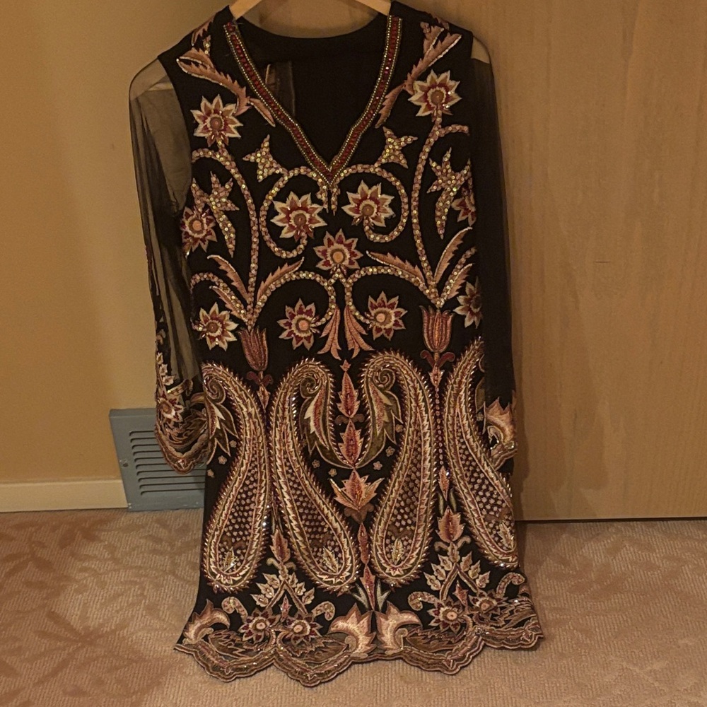 Elegant Black and Gold Embroidered Long Sleeve Kurta